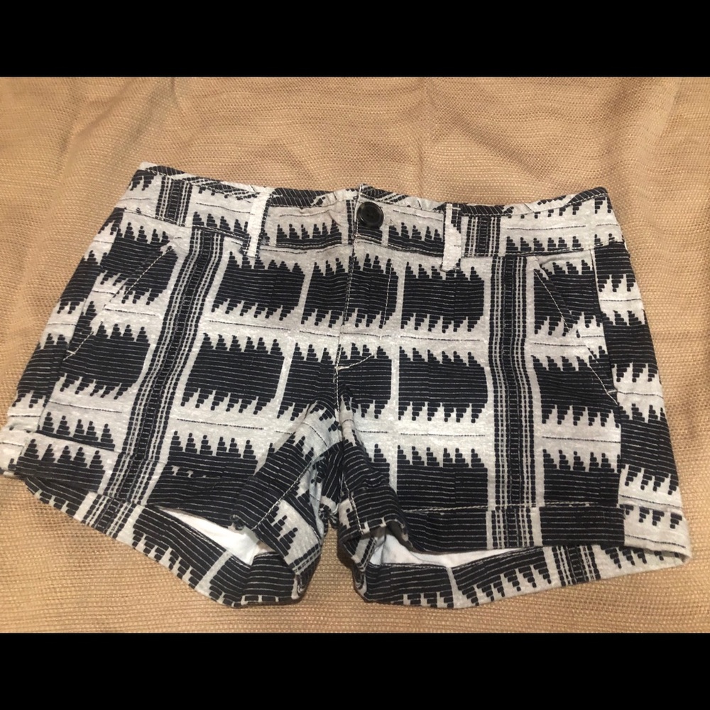 Women’s AEO Midi Stretch Shorts SZ 2